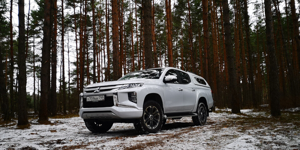 Красавчик, требующий доработки шаловливыми ручками