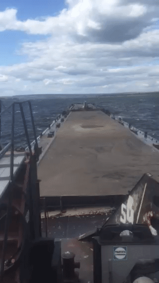 Саратовское водохранилище. С борта т/х "Шлюзовой-107",  5 июля 2020г. Фото Антон Зиновьев