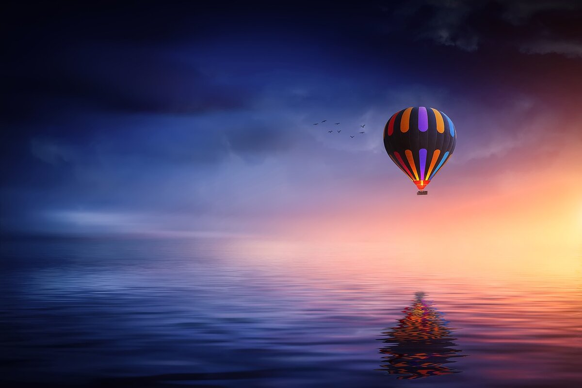 Изображение Hot Air Balloon с сайта pixabay.com