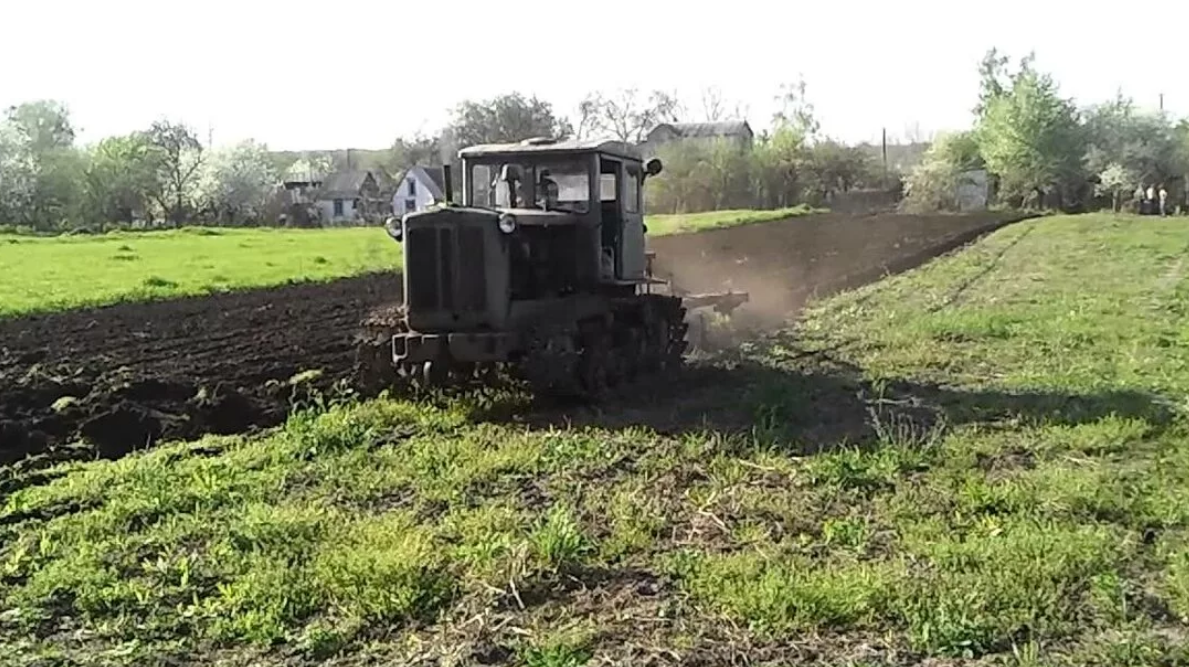 Фото с Яндекса. Т-74    На таком я первый раз поехал  за рычагами.