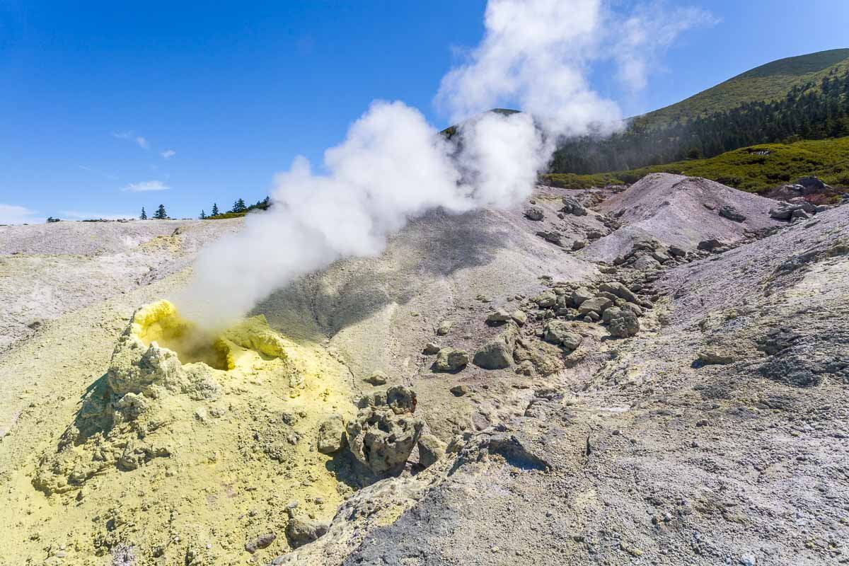 Вулкан Менделеева