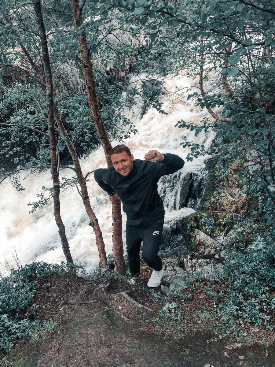 Водопад на границе Россия-Норвегия