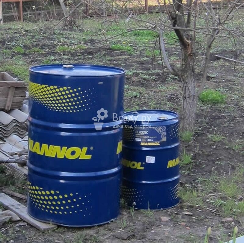 Железные бочки разного объема