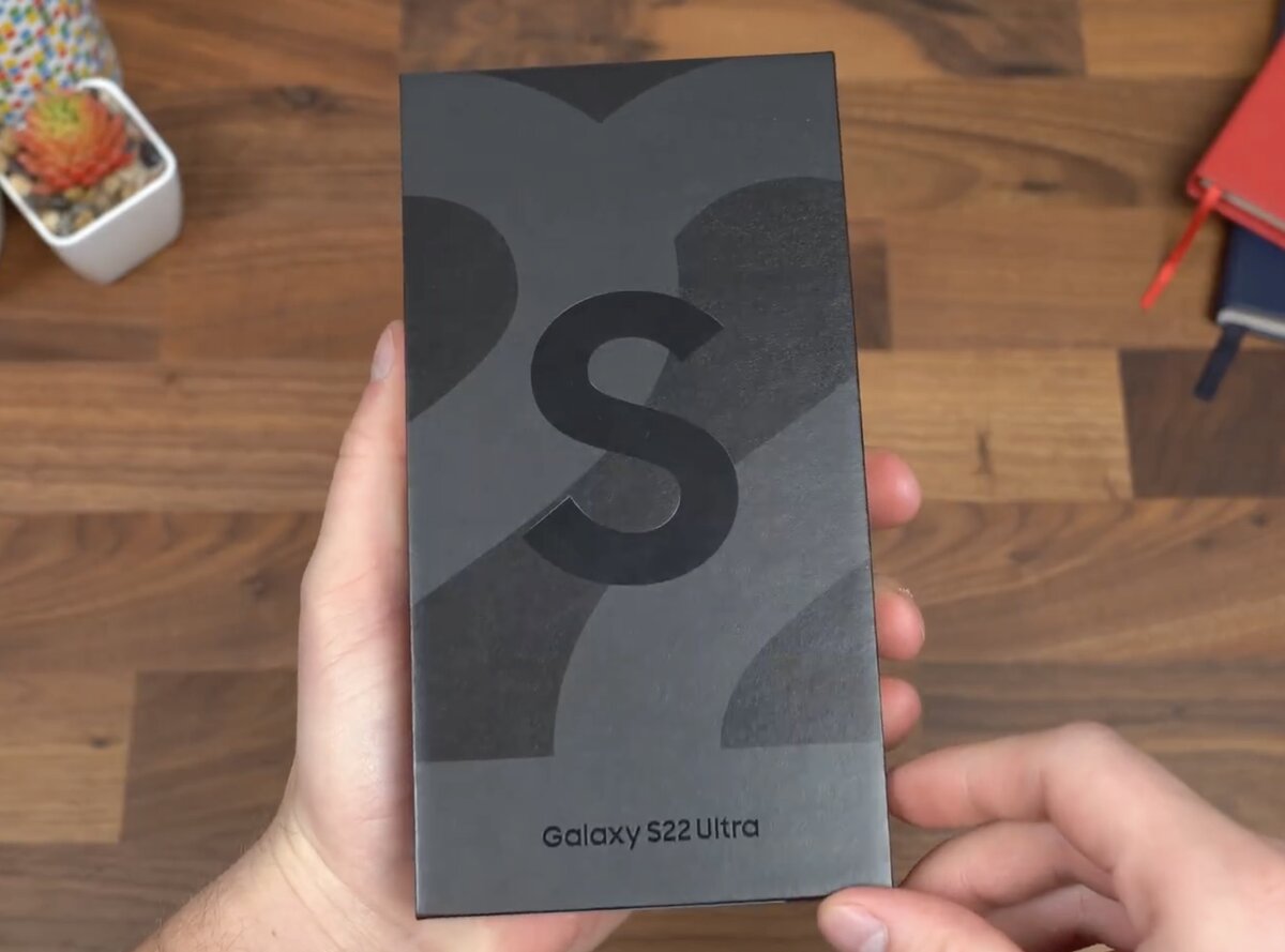 Комплект поставки Samsung Galaxy S22 Ultra