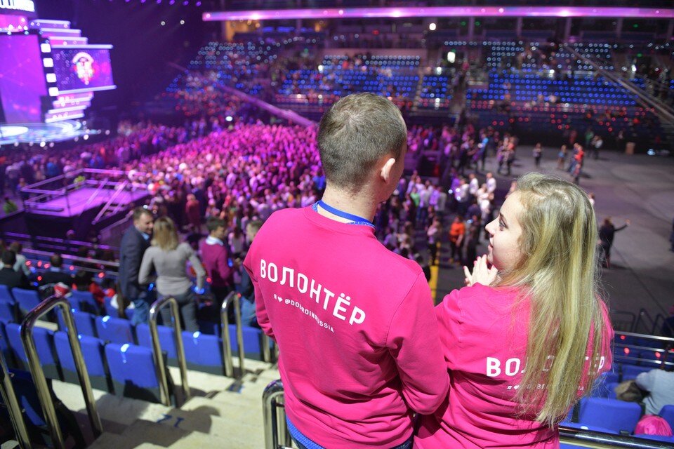     В Москве начали принимать заявки на конкурс волонтеров Михаил ФРОЛОВ