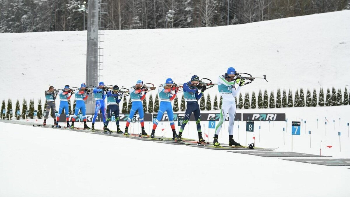     Патроны для проведения чемпионата России по биатлону, который пройдет в Ижевске с 23 по 26 февраля, на данный момент приобретены и скоро будут доставлены в Удмуртию. Такое обещание дал зампред Госсовета Удмуртии и глава региональной федерации биатлона, призер Олимпийских игр Иван Черезов.