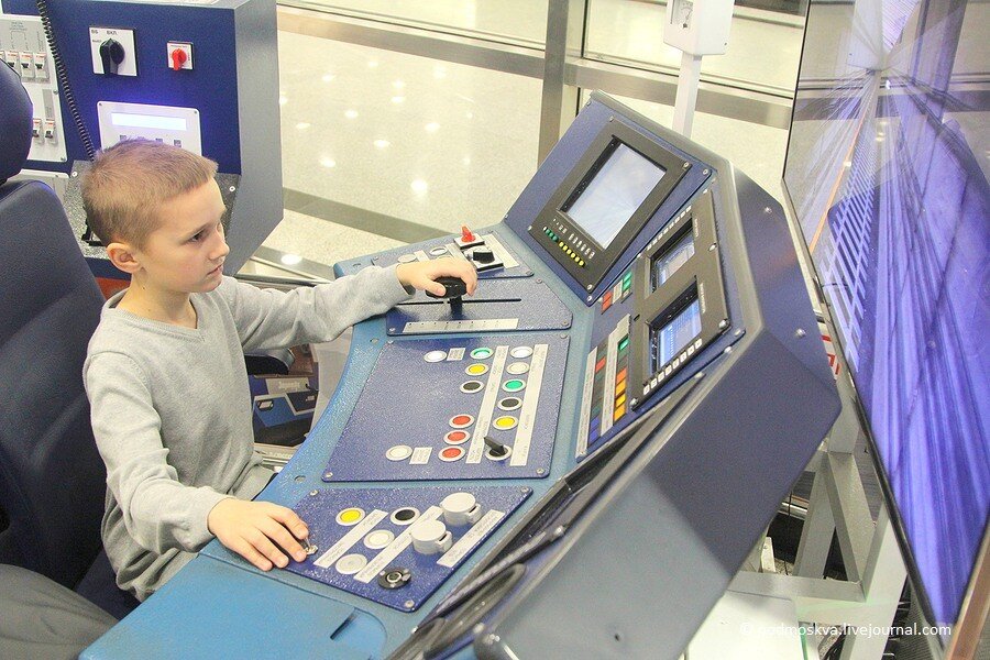 Музей метро в москве. Музей Московского метрополитена на выставочной. Метро Выставочная музей метрополитена. Музей метро в Москве на станции Выставочная. Профориентационный центр Московского метрополитена, Москва.