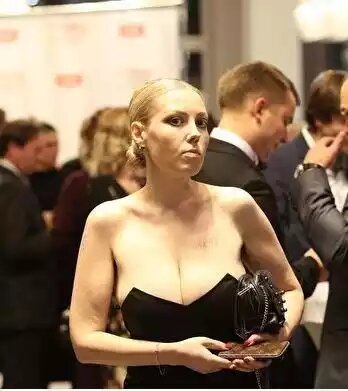  Валентина ГофенбергЯромир Романов