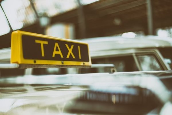  Стало известно, почему пензенские таксисты завышают цены на услуги