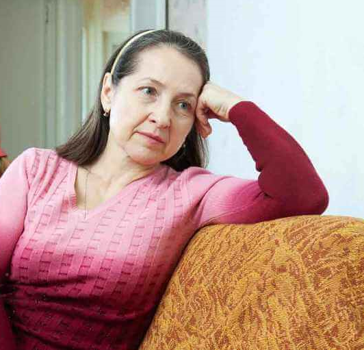 Пожилая женщина