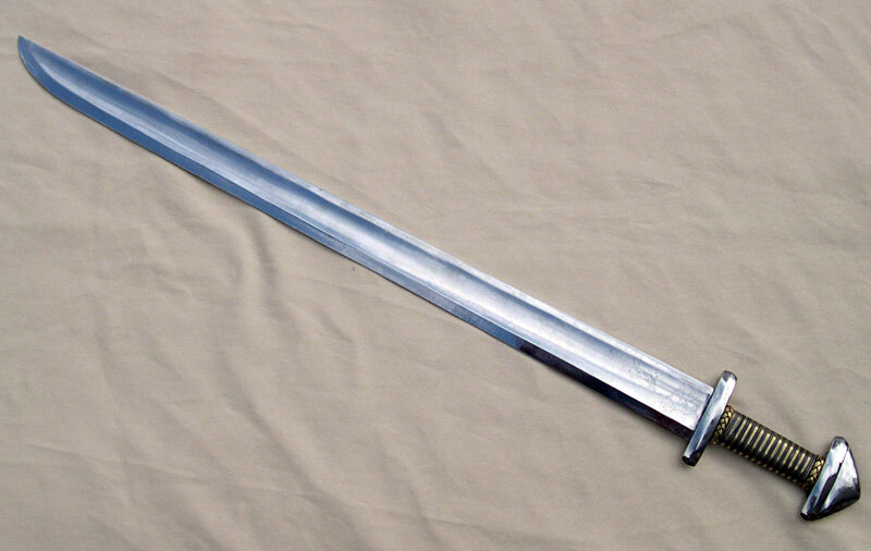 Реплика однолезвийного каролинга