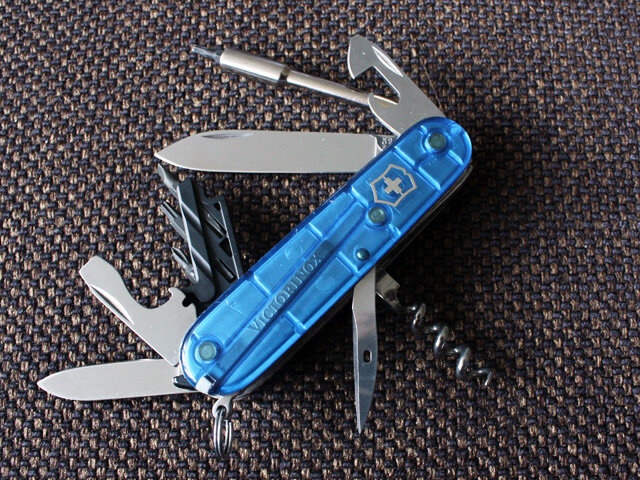 Victorinox CyberTool. Фото - http://www.vicfan.com