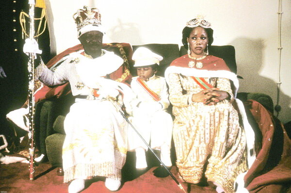 Жан-Бедель Бокасса с семьей