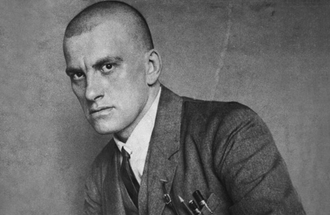 Несмотря на смелые выступления, в жизни это был нежный, ранимый и внимательный человек