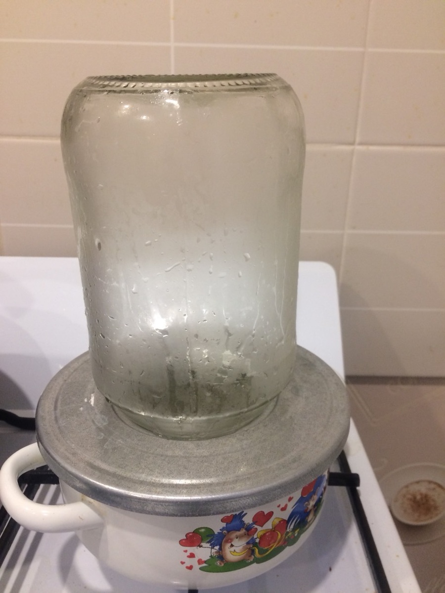 Стерилизация банок паром. Стерилизация банок для консервации. Воемястерилизпции банок. Посуда для стерилизации банок. Стерилизация банок.