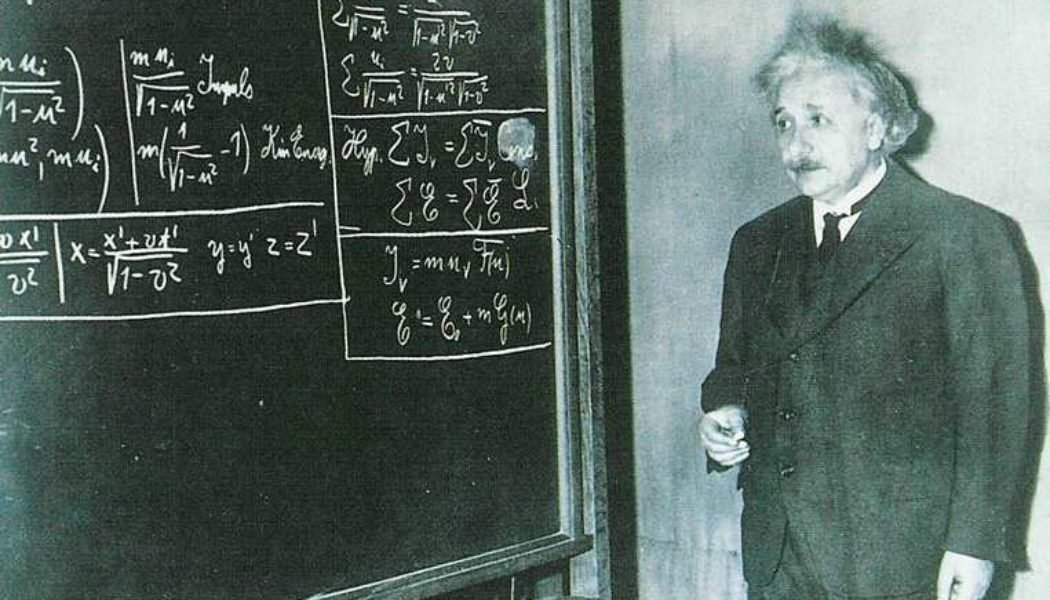 Физик работающий в школе. Теория относительности Эйнштейна. Специальная и общая теория относительности Эйнштейна. Специальная теория относительности картинки.