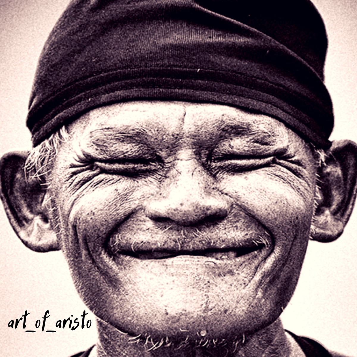 #читальня

Достигнув Дзена
в медитации у телевизора
народ постиг всю глубину 
простого по×¥зуизма.
С колен поднявшись
В одночасье 
Народ постигло чувство:
#куалункуизмо

#aristokraft

В русском языке гармонично сочетаются медитативные и ёмкие по своему значению определения,
которые  спокойно умещаются в одно слово пусть оно и ругательное, и матерное. 

Его с удовольствием используют в своём лексиконе интеллигенция и простые люди,  а ещё  оно красочно описывает политическую реальность в стране.
#по×¥зуизм - должен занять своё заслуженное место в русском языке. 

А как в других языках реализуется это столь многогранное явление? 

Например:

1. Японцы – нация философов, поэтому в их языке есть слово "Бокетто" -бессмысленное продолжительное нахождение в уединении с устремленным пустым взглядом вдаль. Каждому полезно вот так посидеть.

2. Тсудоку – это слово из японского языка означает человека, который приобрел книгу и не дочитал ее до конца. Мне кажется, японцы вкладывают в него негативную эмоцию.

3. Голландцы для отдыха используют слово "Уитваайен", что означает уехать за город ненадолго, чтобы просто подышать свежим воздухом.

4. У эмоциональных итальянцев в ходу слово "Куалункуизмо". Оно означает такое состояние, когда человек настолько устал от всего происходящего вокруг, что ему уже нет ни до чего дела. Русский человек такое состояние описывает при помощи нецензурных лексических конструкций.

5. Каждый испытывал такое состояние, когда второпях или по другой причине заглотил кусок какой-либо еды, но оказался настолько горячим, что невозможно держать во рту, а выплюнуть неудобно. И вот человек начинает дышать ртом, чтобы хоть как-то остудить пищу и кричит нечленораздельно. Такое состояние в Гане называют "Пелинти".

6. Рхвэ – так в Южной Африке называют человека, который "не дошел до дома с дружеской попойки" и упал в одежде там, где шел. Странно, что в нашем языке нет подобного слова, ведь в России спящий на улице пьяный человек – явление нередкое.

7. Лагом в Швеции означает состояние, когда вроде не очень много и не очень мало, вроде норма, но все-равно чего-то не хватает. Короче, для русского человека – недоперепил.

#aristopoetry