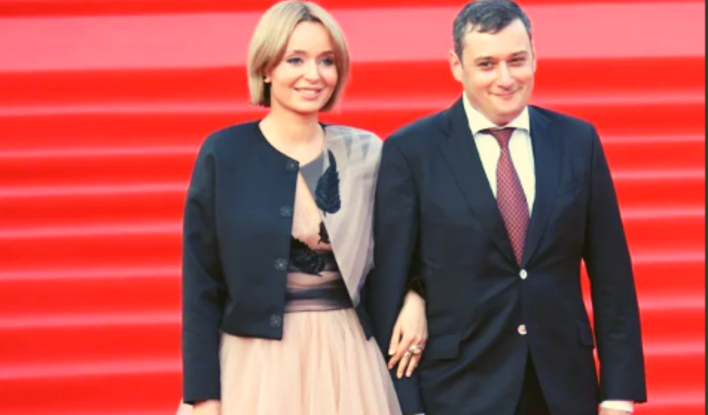 Поля Полякова с мужем Александром Хинштейном