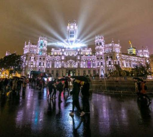 Дворец Коммуникаций, Мадрид. Фото от esmadrid точка com