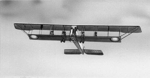 Фотография первого самолета