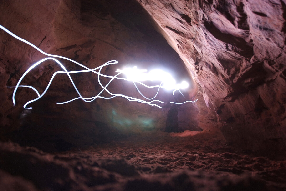 А закрытая для посещений часть Левобережки до сих пор хранит свои тайны и секреты (доступ только для исследователей и учёных).