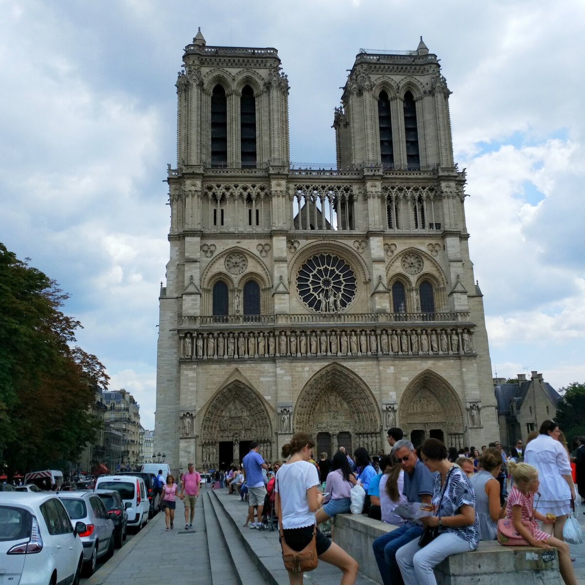 Друзья, подписывайтесь на мой канал, пишите комментарии и ставьте лайки.