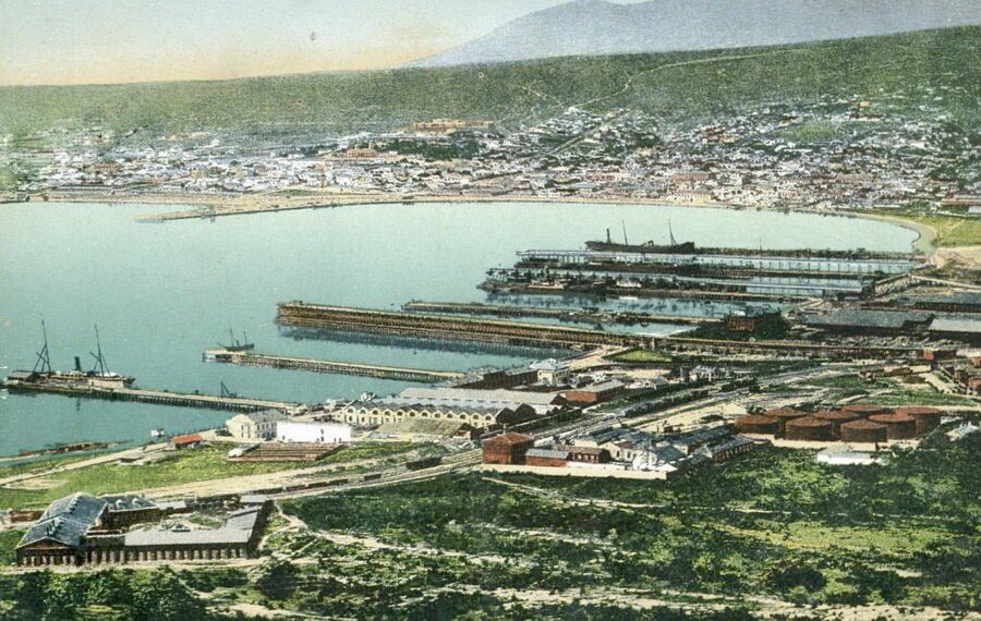 Панорама Новороссийска. начало ХХ века   Фото: сайт  http://andcvet.narod.ru