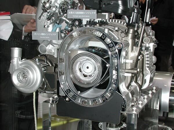 роторный двигатель RX-7