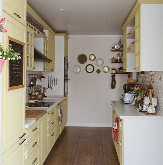 Замечательная кухня у @tatevik_home - удобная, красивая, просторная