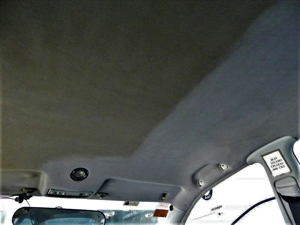 Как почистить потолок в машине