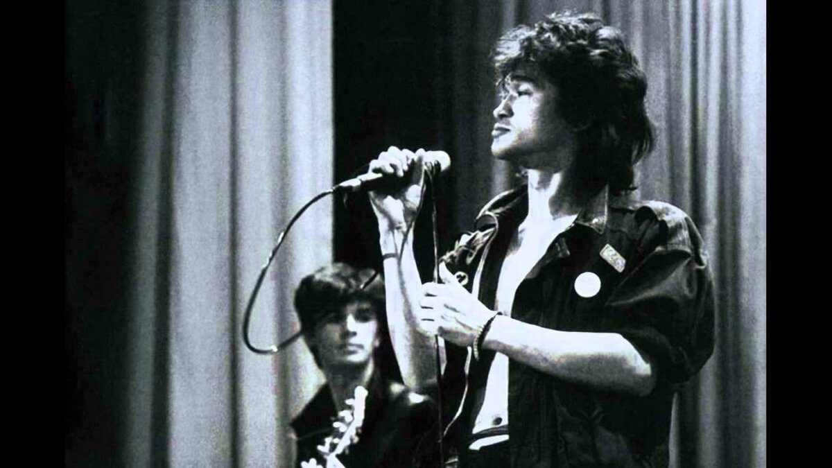 Цой. Легенда при жизни и после смерти.