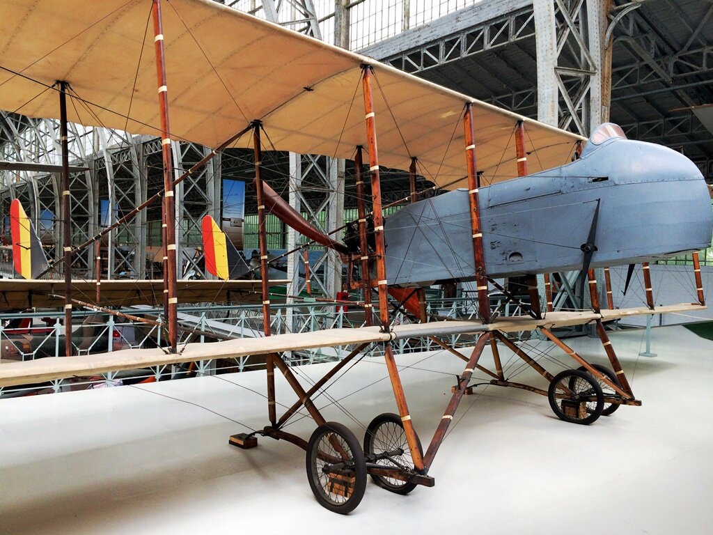 Модель самолёта «Морис- Фарман» в Canada Aviation Museum