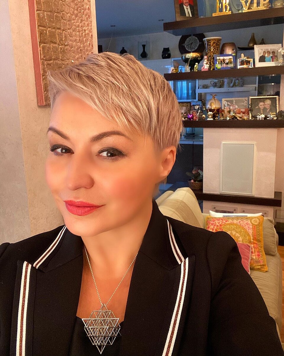 Катя Лель. Фото с официального Instagram-аккаунта katyalelofficial