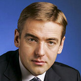 ВИКТОР ЕВТУХОВСТАТС-СЕКРЕТАРЬ, ЗАМЕСТИТЕЛЬ МИНИСТРА ПРОМЫШЛЕННОСТИ И ТОРГОВЛИ РФ