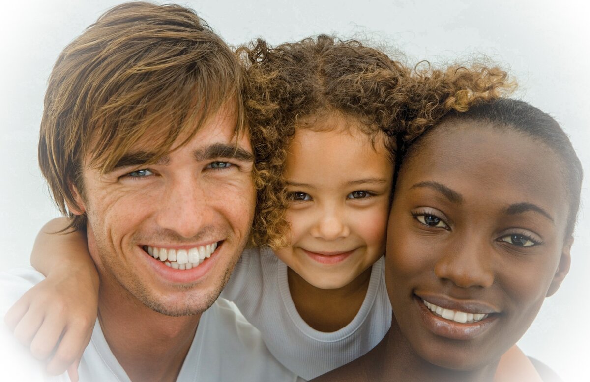 Husband. Семья иностранцев. Смешение народов. Интернациональные браки. Смешанные семьи.