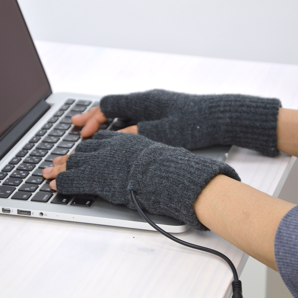 Вам всегда будет тепло в ваши ручки!