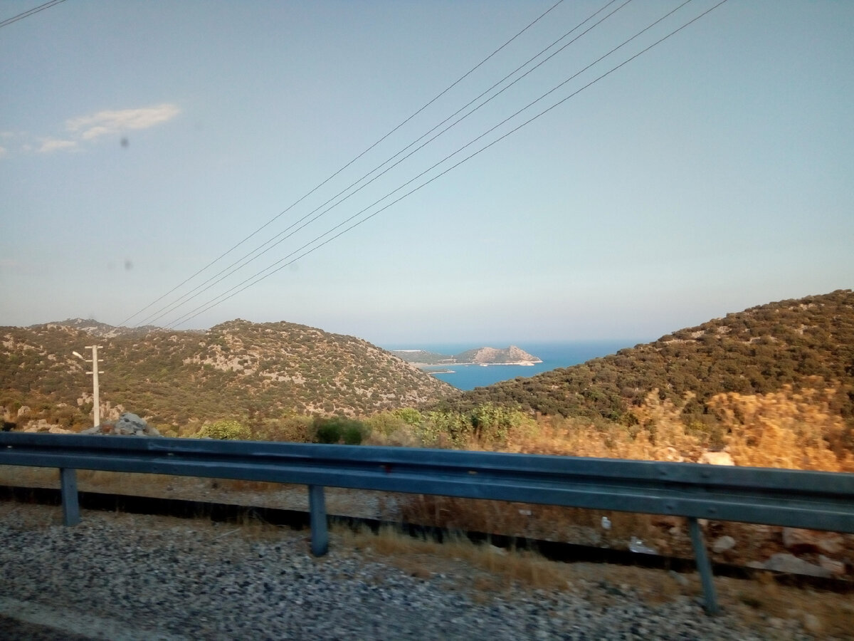 Фото уже из автобуса до порта отправки