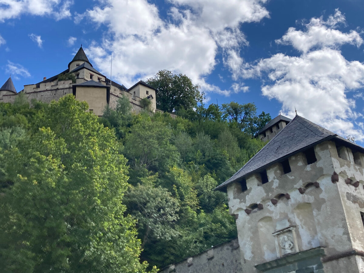 Непреступный замок Санкт-Георген-ам-Ленгзее, Австрия. Фото автора.