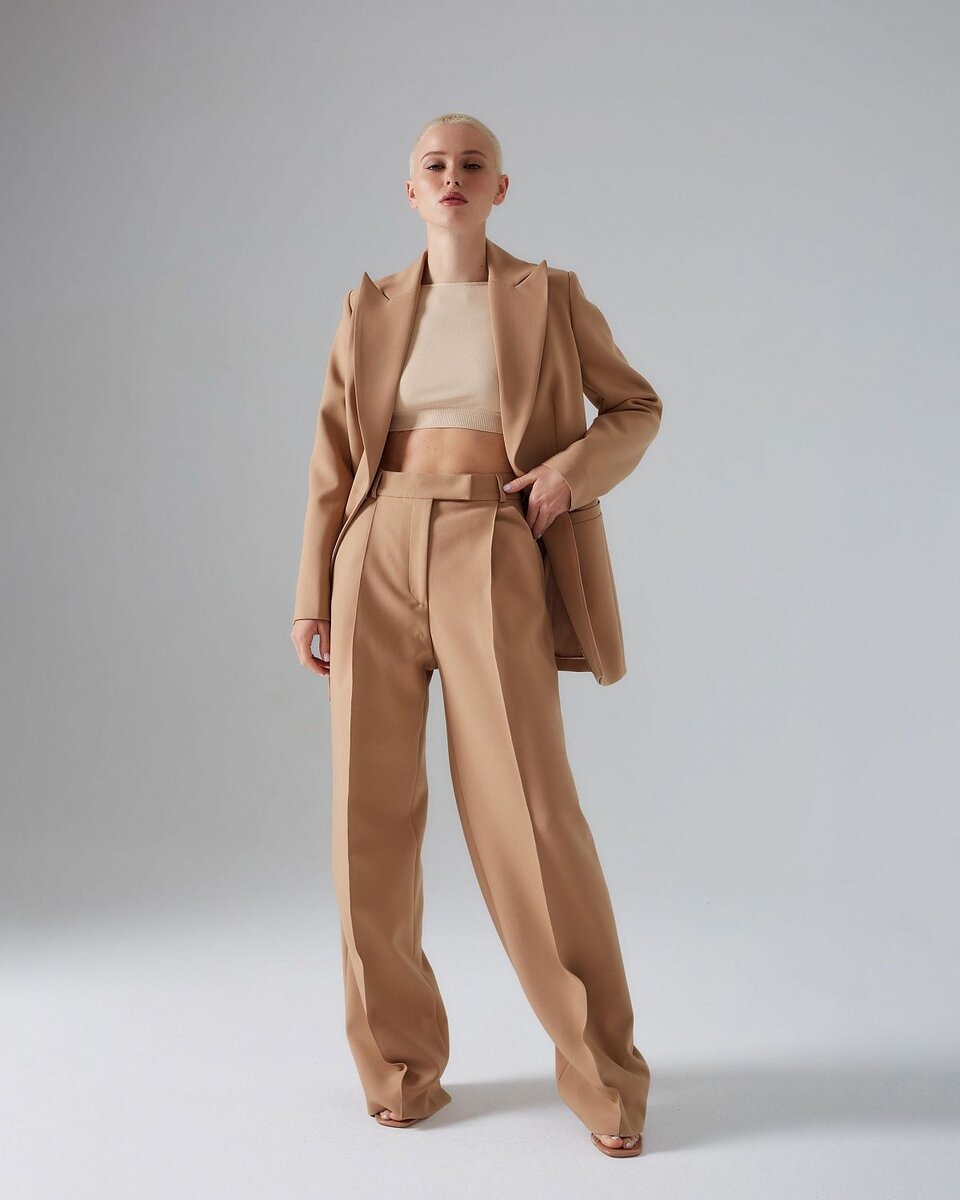 Бежевые брюки Beexist