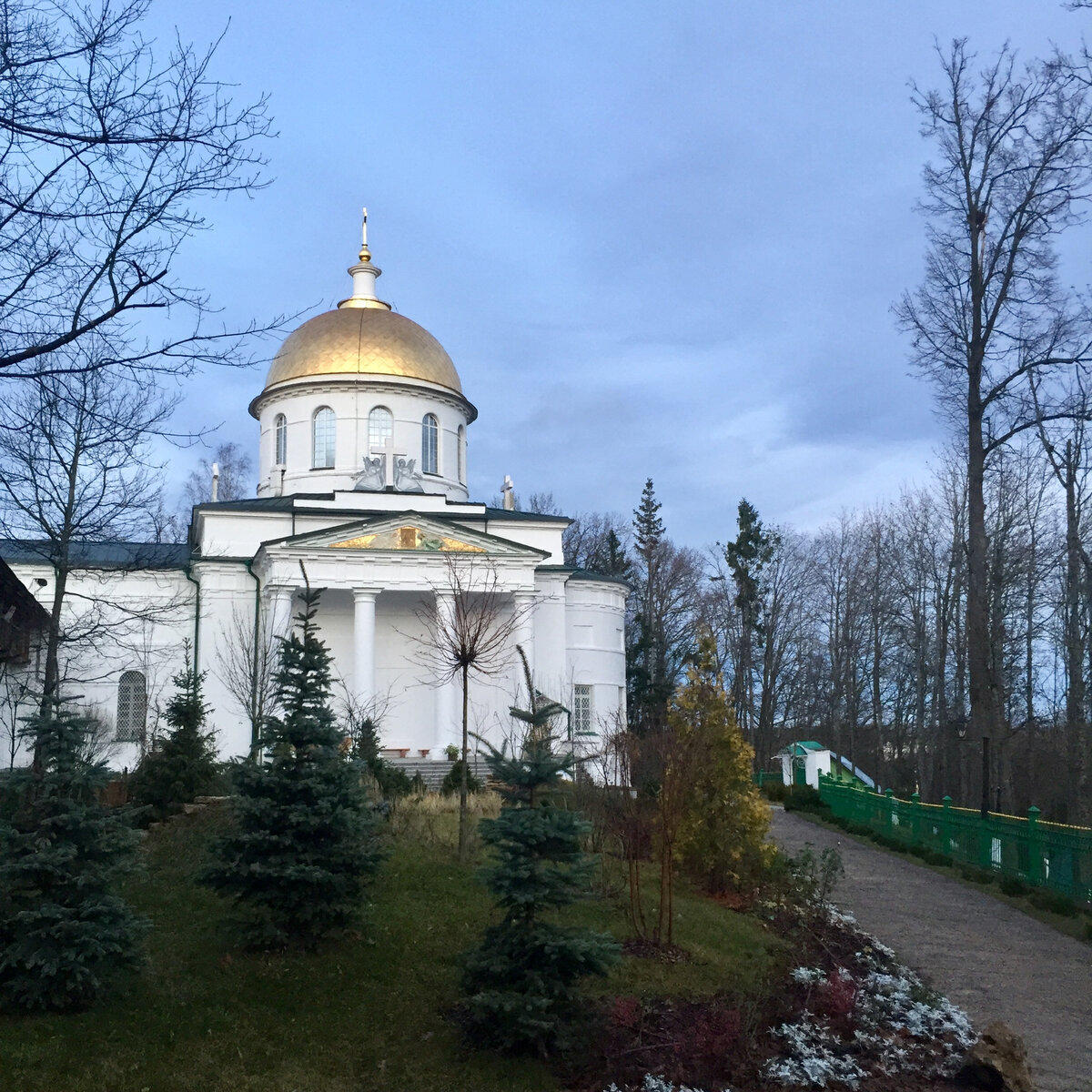 Свято-Успенский Псково-Печерский монастырь. Фото автора