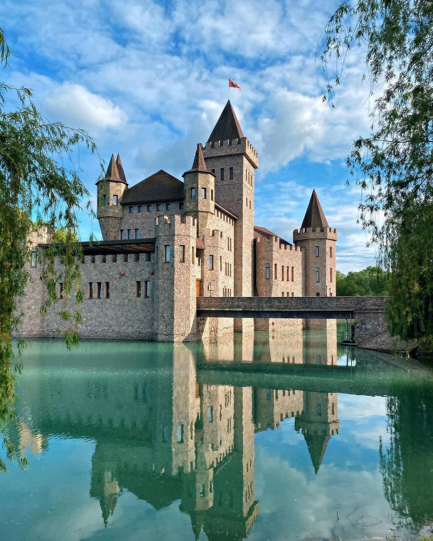 Замок Шато Эркен