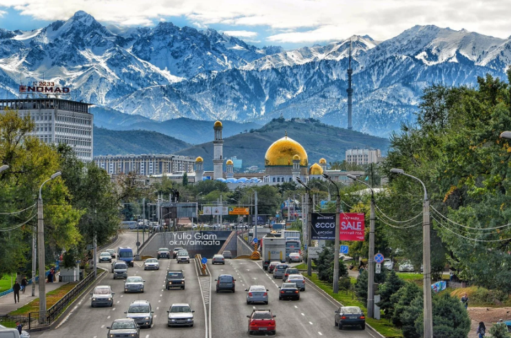 Алма-Ата (фото с сайта vsegda-pomnim.com)
