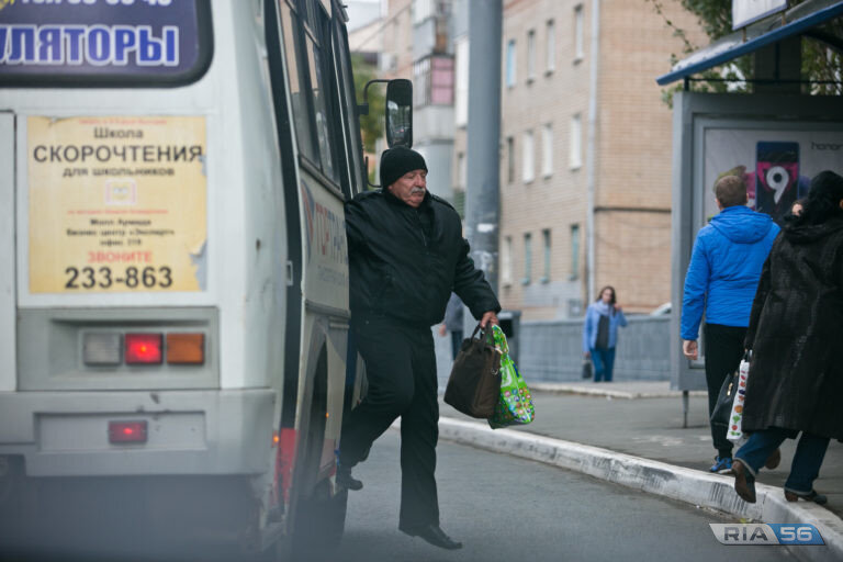    Сергей Салмин пообещал запустить общественный транспорт в ЖК «Победа» в Оренбурге Белов Михаил Александрович