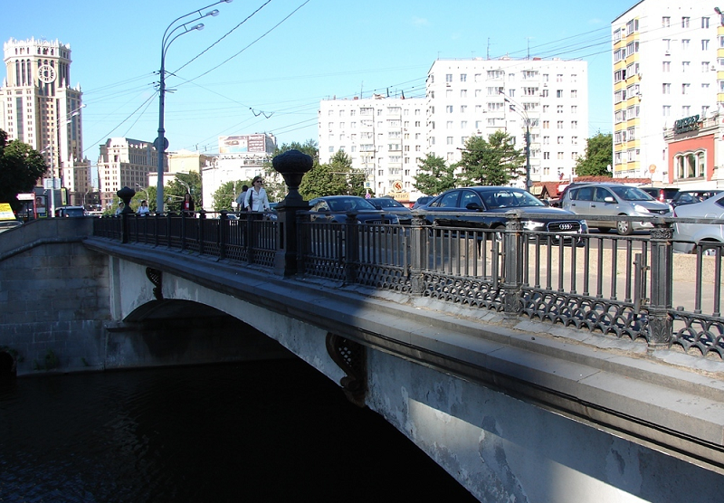 Малый Краснохолмский мост. Нижняя Краснохолмская улица. Краснохолмский мост в Москве. Москва ул нижняя Краснохолмская.