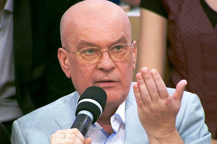    Александр Жилин: «Если Украина в ближайшее время получит соответствующее вооружение — а оно уже пошло после наших последних заявлений — 300 тысяч пополнения вряд ли позволят радикально переломить ситуацию в нашу пользу»