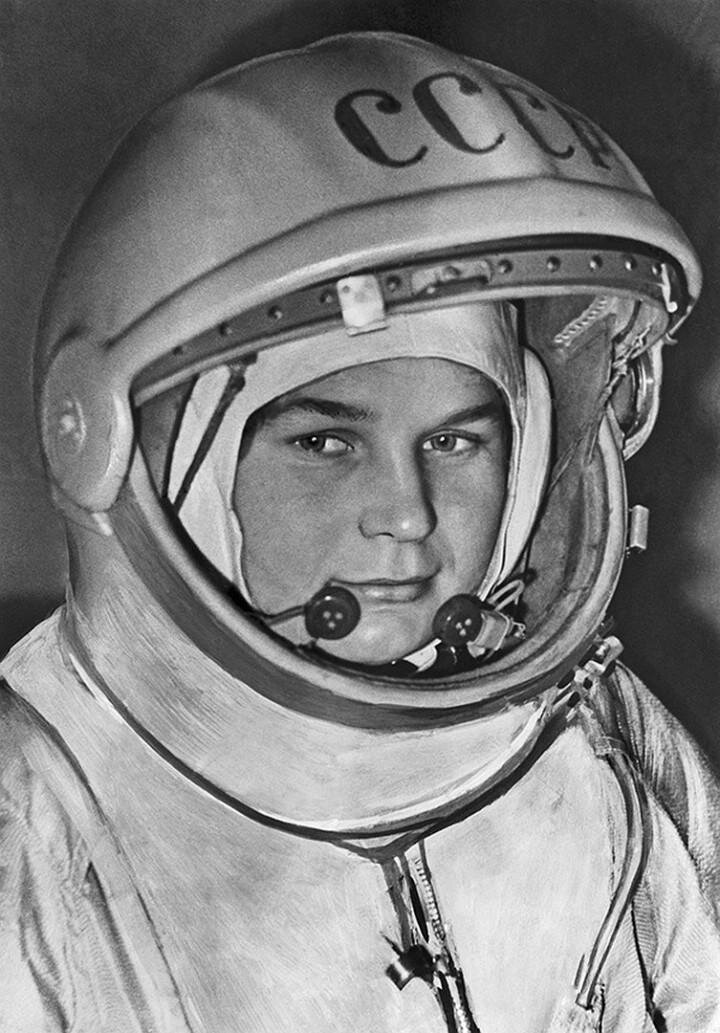 Первые женщины в космосе ссср. Терешкова космонавт.