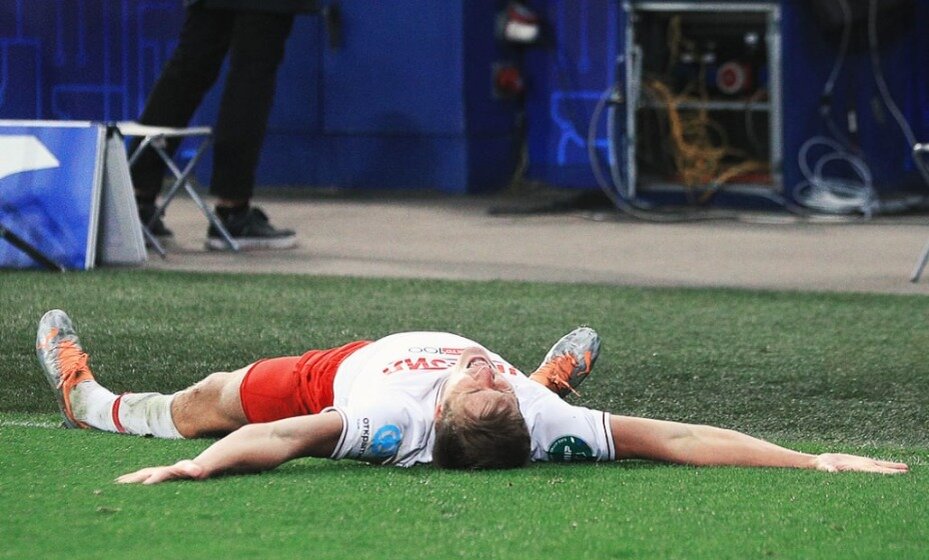    Соболев решил подколоть Кокорина, но получилось слабо. Фото: ФК "Спартак"