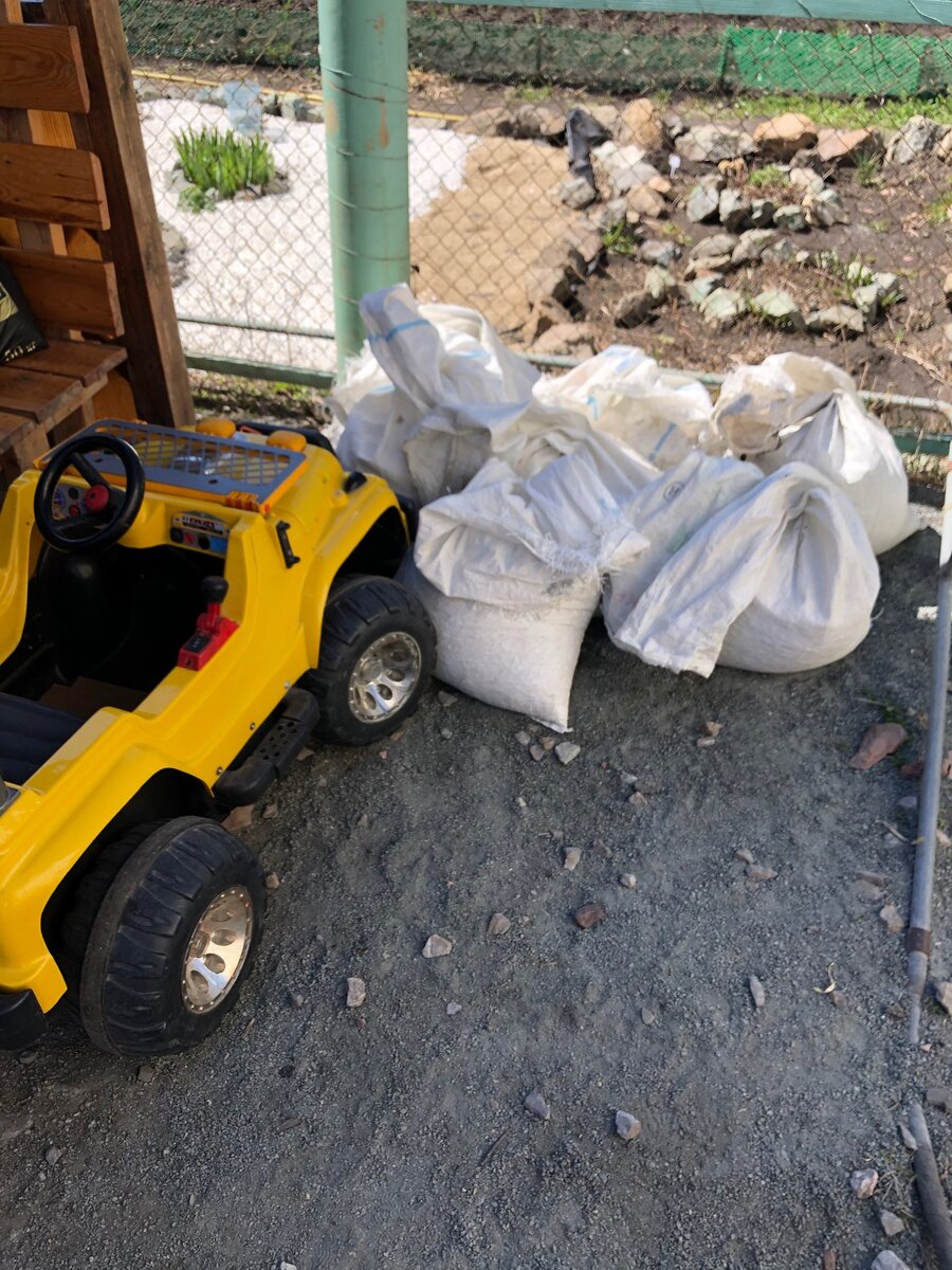 7 мешков марморной крошки