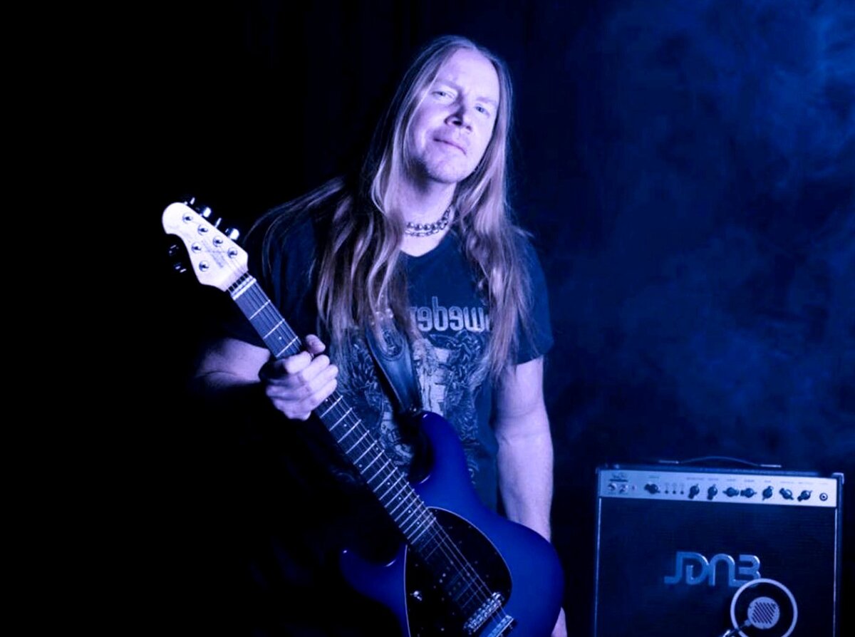 Музыкант и продюсер Magnus Karlsson