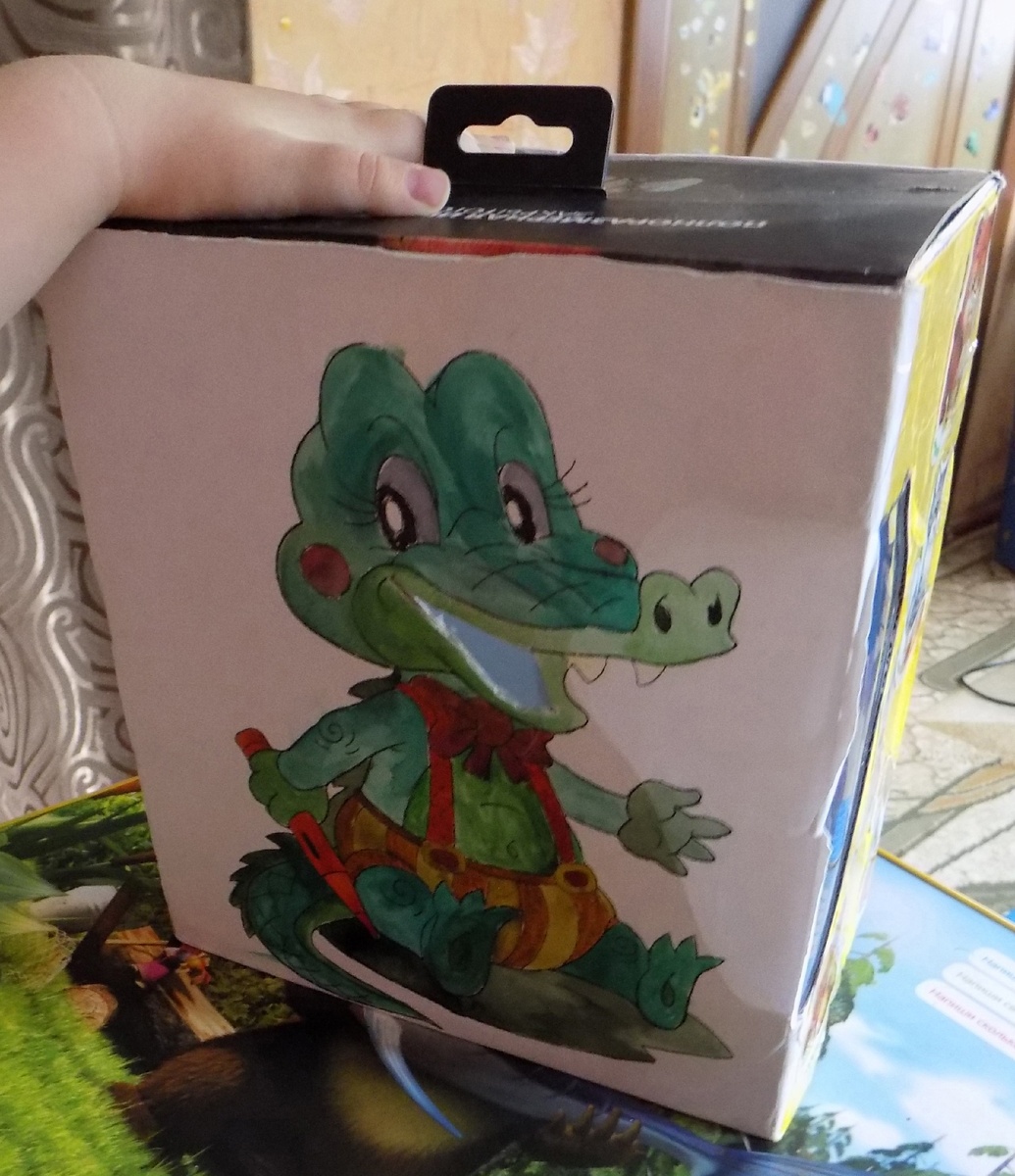 Наша игрушка уже изрядно поизносилась, но не потеряла актуальности ;)